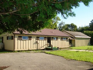 5414 N Pine River Rd, Hessel, MI 49745