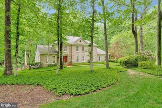 10606 Canterberry Rd, Fairfax Station, VA 22039