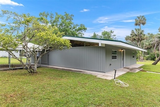 11065 NE 42nd St, Silver Springs, FL 34488