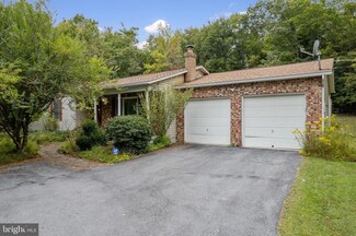 551 Sleepy Woods Rd, Cross Junction, VA 22625