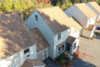11 Larson Dr, Hampstead, NH 03841