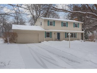 5023 Westmill Rd, Minnetonka, MN 55345