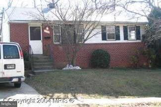 7104 Sunrise Dr, Lanham, MD 20706