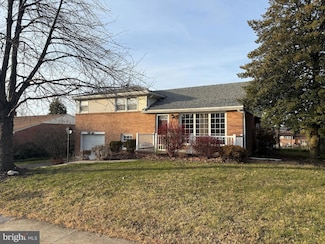 2461 Raleigh Dr, York, PA 17402