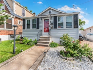 2918 Schley Ave, Bronx, NY 10465