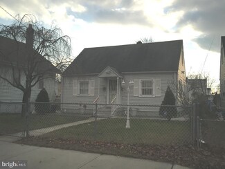 1149 N 21st St, Camden, NJ 08105