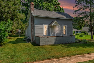 226 W Dibble St, Marcellus, MI 49067