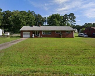 301 Patricks Creek Rd, Yorktown, VA 23692