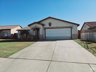 711 Jervis Ct, Bakersfield, CA 93307