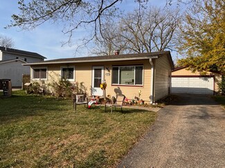 36348 N Edgewood Dr, Gurnee, IL 60031