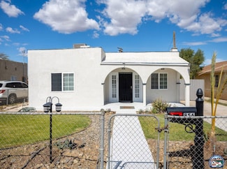 856 W Orange Ave, El Centro, CA 92243