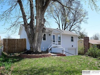 3611 S 89 St, Omaha, NE 68124