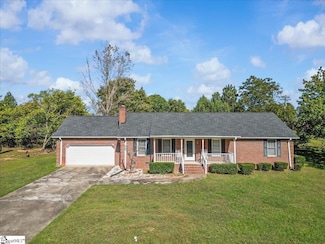 102 Spring Meadow Rd, Simpsonville, SC 29680