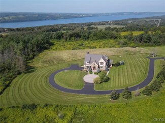 1741 E Lake Rd, Skaneateles, NY 13152