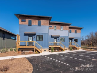 35 Leap Frog Park, Waynesville, NC 28786