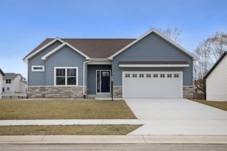 1615 Stoneham, Mishawaka, IN 46544