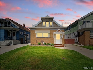 8 Pendennis Place, Buffalo, NY 14225