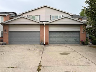 8641 N Shermer Rd, Niles, IL 60714