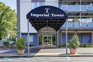 1800 Roundhill Rd Unit 904, Charleston, WV 25314