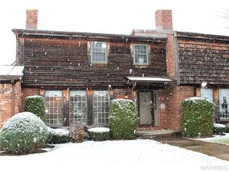 113 Wedgewood Dr, Williamsville, NY 14221