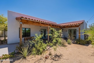 1017 N Queen Ave, Tucson, AZ 85705