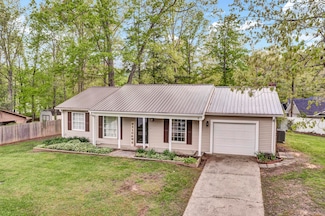 324 Circle Dr, Morehead, KY 40351