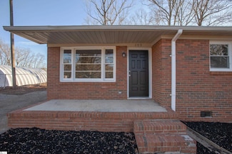 305 Kenmore Dr, Piedmont, SC 29673