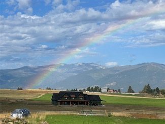843 Lecoure Ln, Stevensville, MT 59870