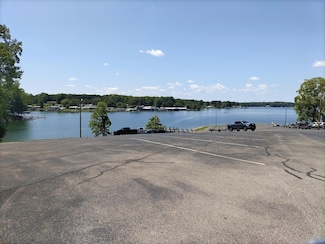 Lot 15 Penhook Pointe Cir, Penhook, VA 24137