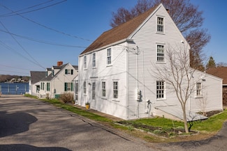 17 Elm Ct, New Castle, NH 03854