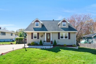 754 Rathbun St, Blackstone, MA 01504