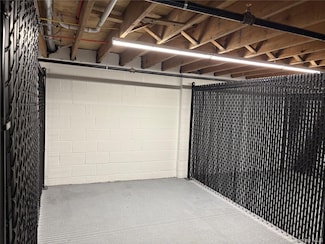 455 Sunrise Hwy, West Babylon, NY 11704