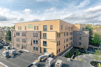 9 Central St Unit 207, Somerville, MA 02143