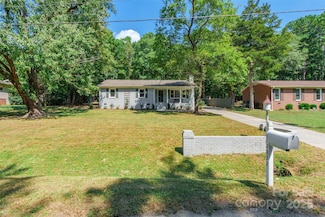 2832 Forest Hills Cir, Rock Hill, SC 29732