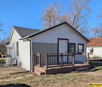 923 N 5th St, Beatrice, NE 68310