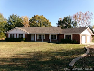 31040 S Lona Valley Rd, Kinta, OK 74552
