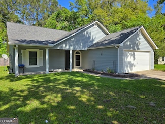 151 Lakeside Dr, Kingsland, GA 31548