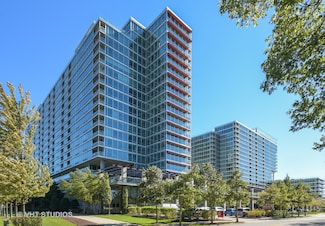 9655 Woods Dr Unit 402, Skokie, IL 60077