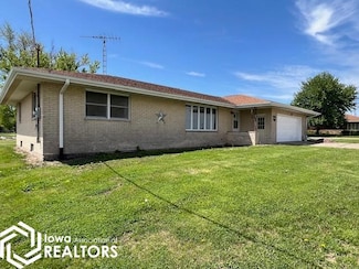 2042 St Paul 2nd St, Saint Paul, IA 52657