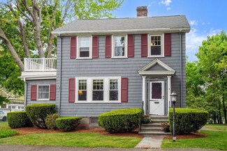 4 Henshaw Place, West Newton, MA 02465
