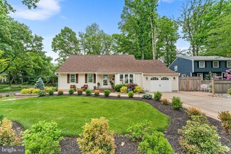 225 Gravel Bend Rd, Cherry Hill, NJ 08034