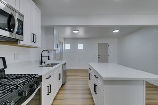 50 Lowery St, Henderson, NV 89015