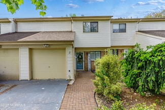 3 Homestead Dr, Matawan, NJ 07747
