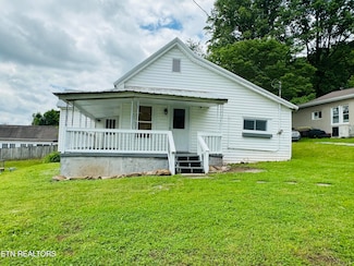 407 Stewart St, Rockwood, TN 37854