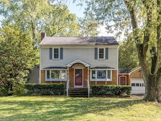 26 Elsom Pkwy, South Burlington, VT 05403