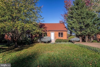 998 Rosedale Dr, Harrisonburg, VA 22801