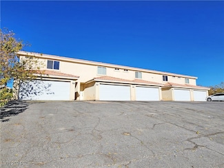 1050 Bourbon St, Pahrump, NV 89048