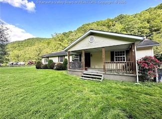 2763 Armstrong Creek Rd, Kimberly, WV 25118