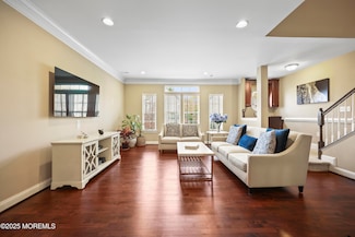 61 Pate Dr, Middletown, NJ 07748