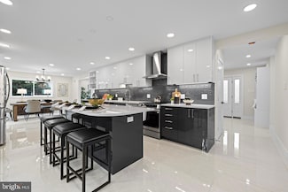 8355 Alvord St, McLean, VA 22102